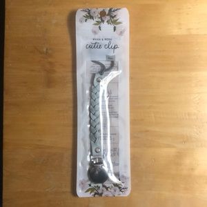 Ryan and Rose Lotus Clip